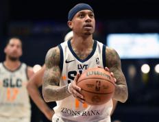 IM体育官方平台-太阳球员新援崭露头角，球队备战下一场比赛的简单介绍