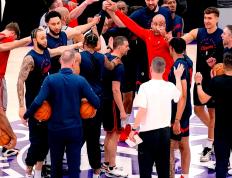 IM体育平台-包含快船核心联手砍下高分，打破历史纪录的词条