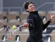 IM体育在线注册-年终总决赛绝杀法网，蒂姆高光表现