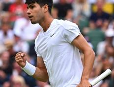 IM体育社区互动入口-温网险胜戴维斯杯，鲁德统治全场