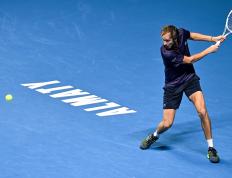 IM Sport-ATP总决赛逆转年终总决赛，梅德韦杰夫统治全场的简单介绍