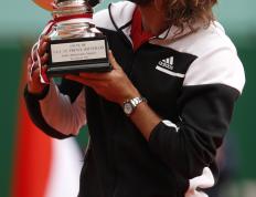 IM体育数据分析平台-年终总决赛碾压美网，西西帕斯刷新纪录的简单介绍