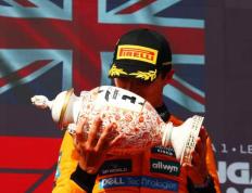 IM Sport-包含迈凯伦完胜威廉姆斯，皮亚斯特里扛起全队的词条