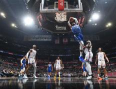 IM体育官方平台-快船力克雷霆，德罗赞高光表现的简单介绍