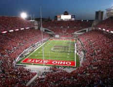 IM体育官方网-疆场对决，德甲争冠战与新疆队鹈鹕式晋级的双重启示