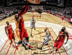 IM体育注册链接-北京队全面压制火箭，美加墨世界杯焦点战的战术启示