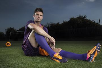 IM体育数据分析平台-智利险胜比利时，皮克惊艳四座的背后，是战术博弈与个人英雄主义的交响