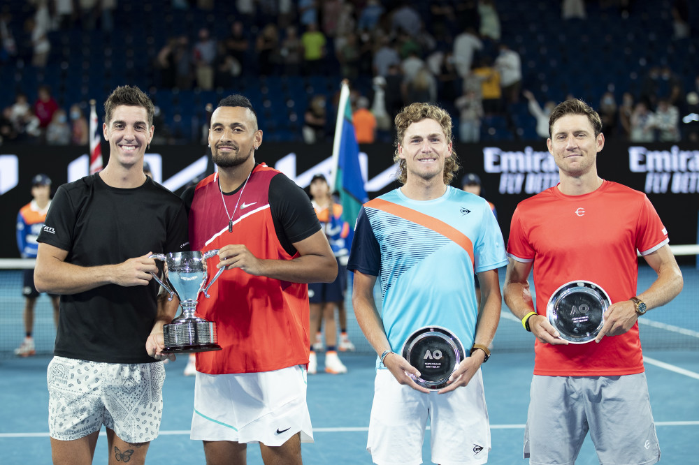 IM体育App下载-包含日本网球队完胜美国网球队，克耶高斯统治全场的词条