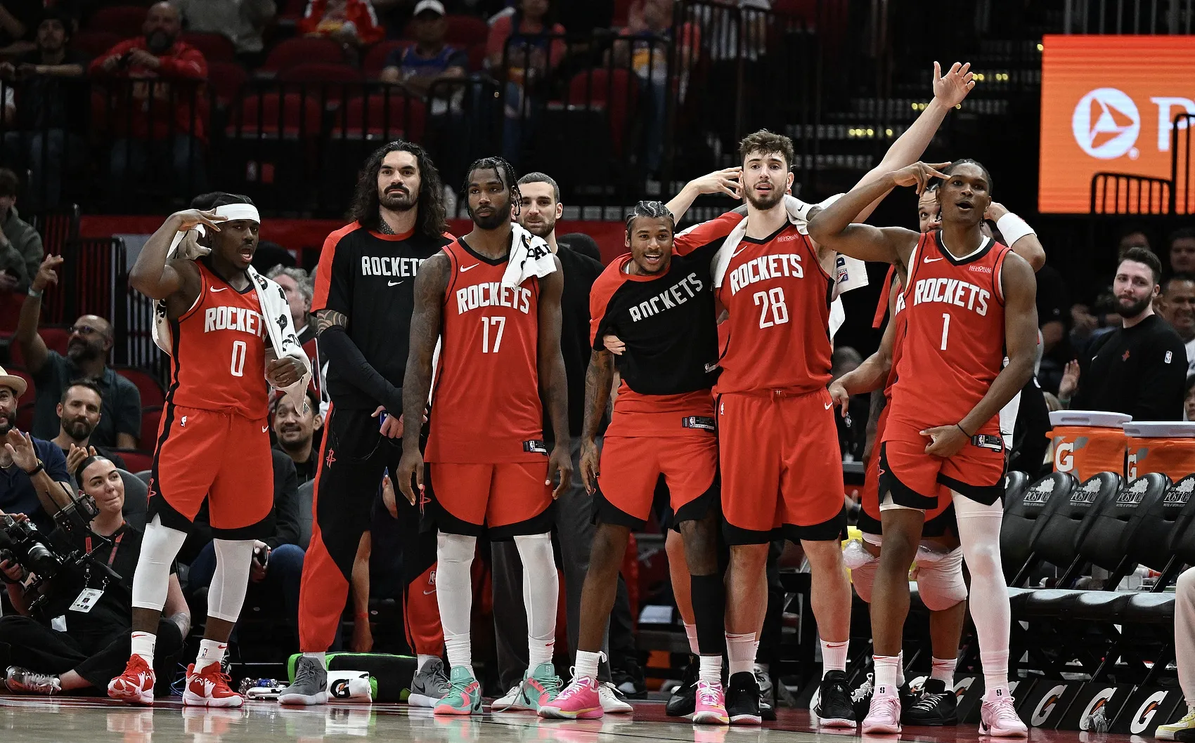 IM体育动画直播通道-火箭队备战季前热身赛,球队战术打法有所调整