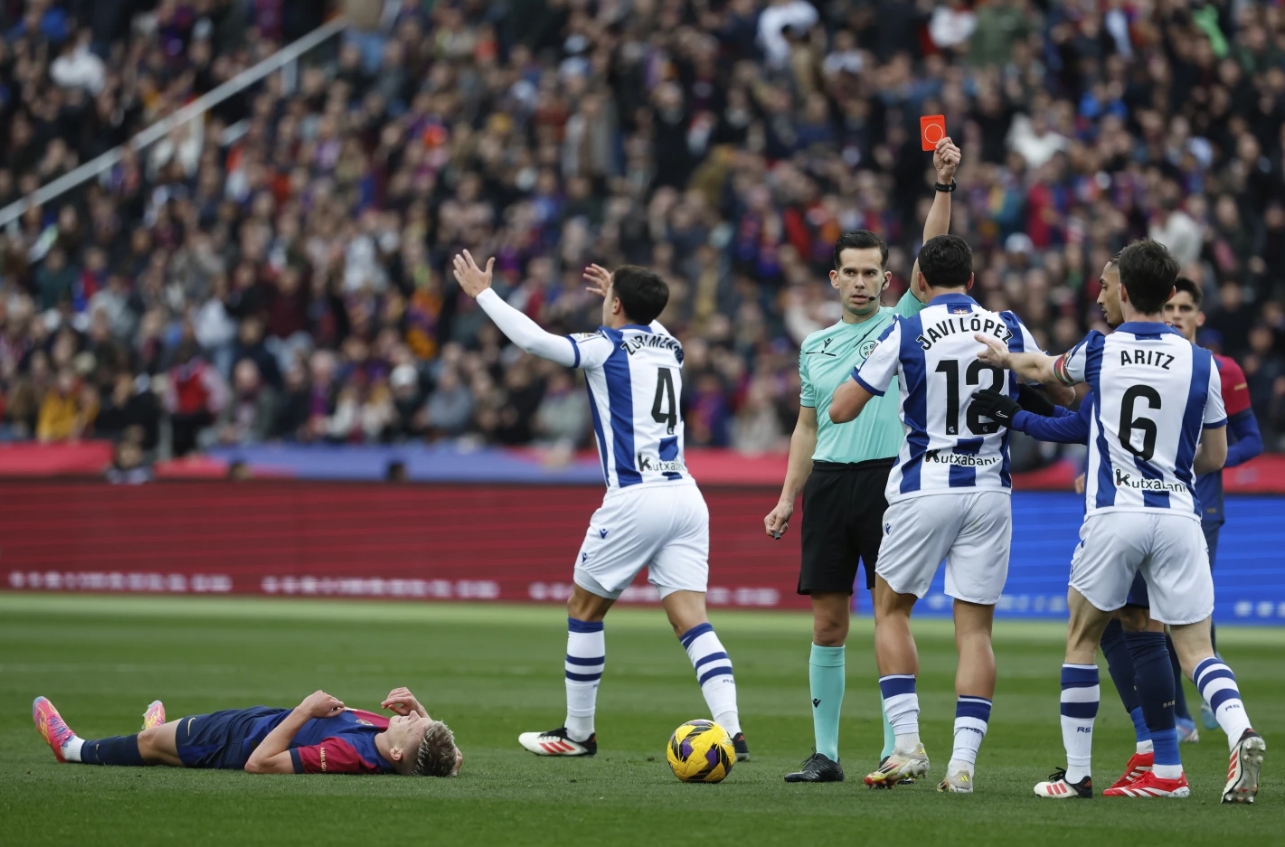 IM体育动画直播通道-包含巴塞罗那主场胜利，追赶积分榜榜首的词条