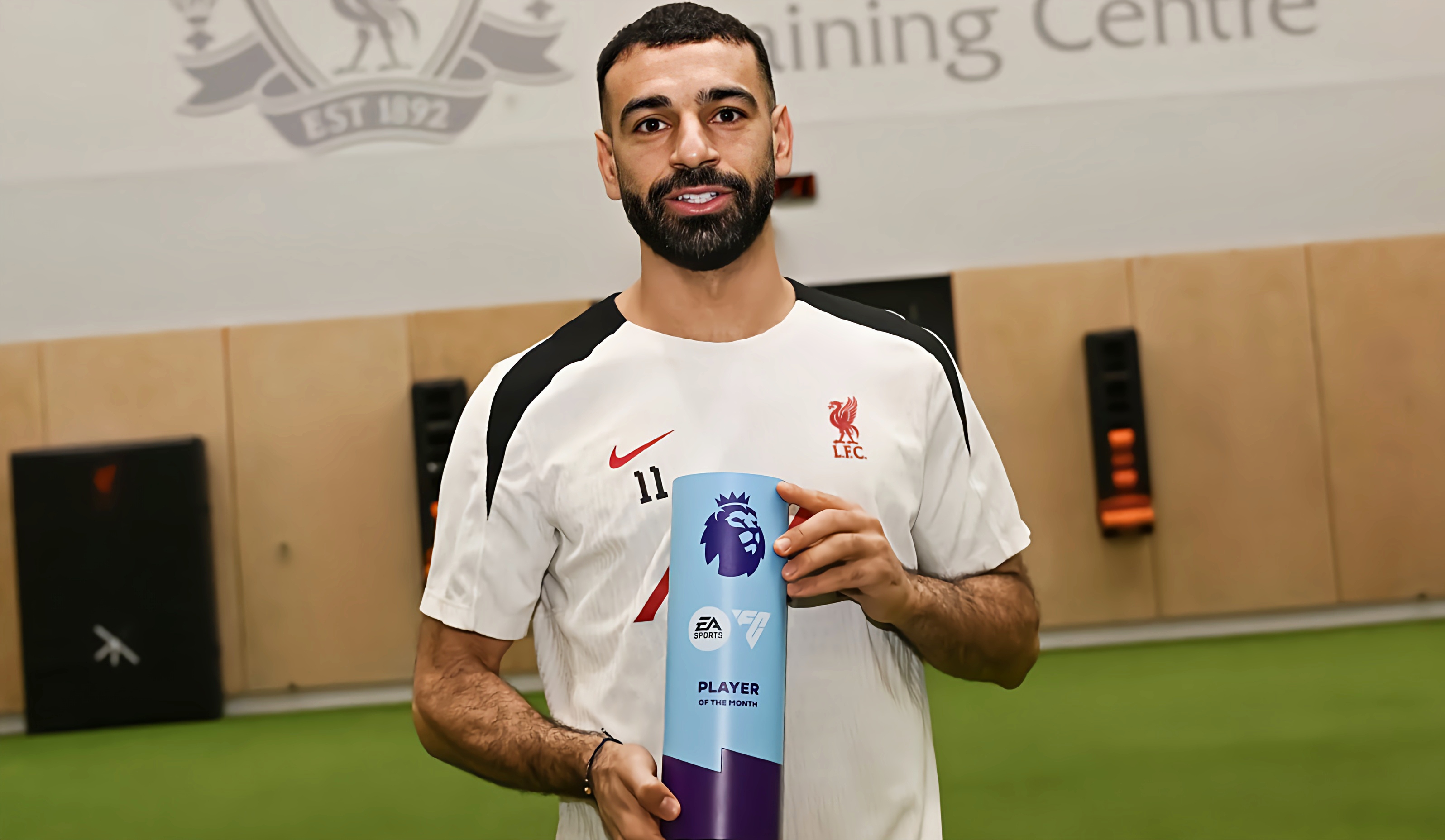 IM体育App下载-利物浦客场击败对手，萨拉赫再入一球刷新进球数目的简单介绍