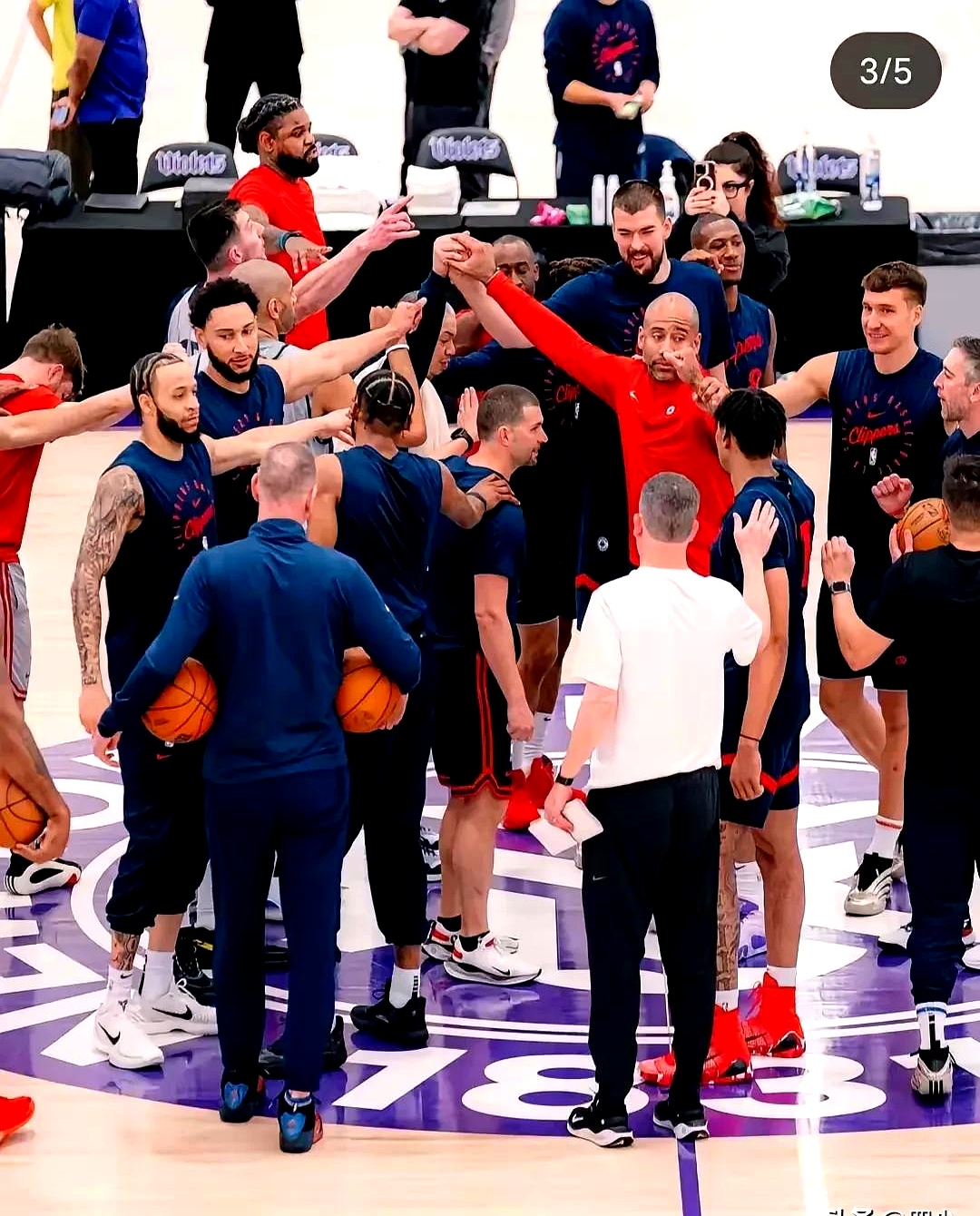 IM体育平台-包含快船核心联手砍下高分,打破历史纪录的词条