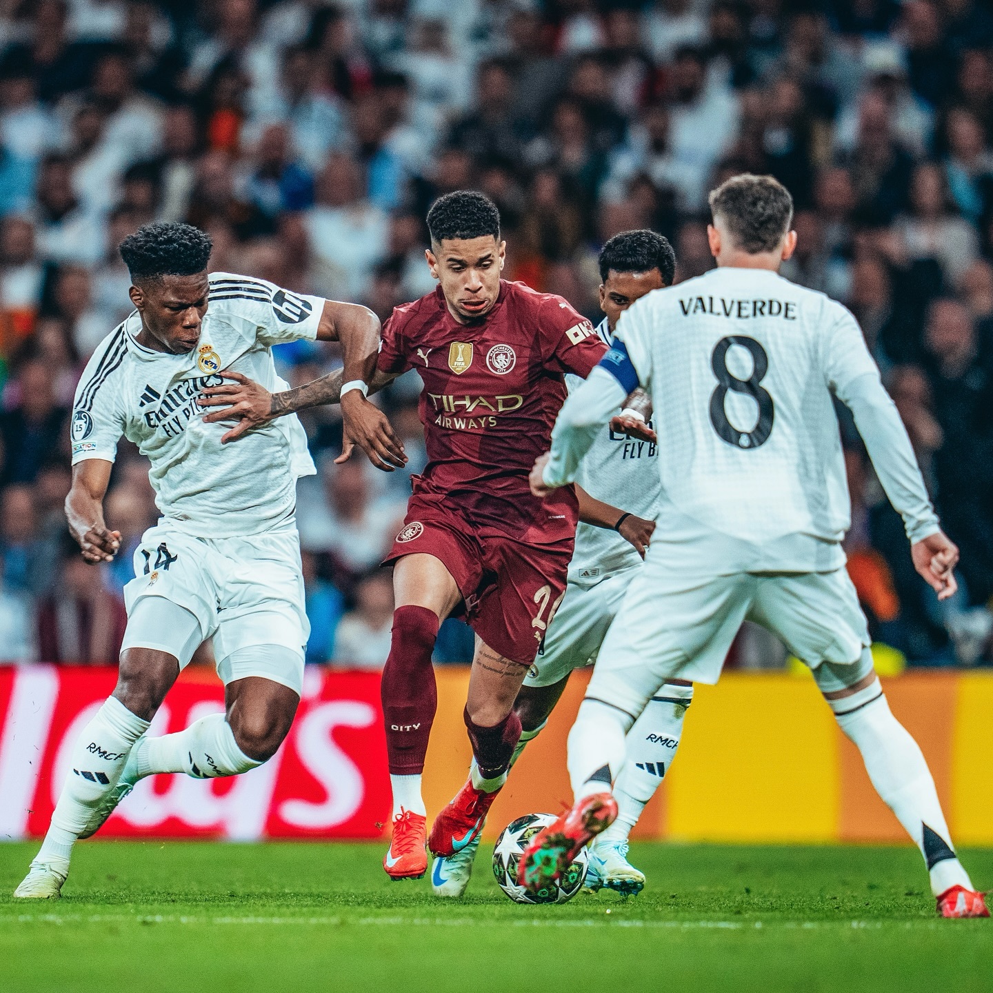 IM体育动画直播通道-皇马客场胜曼城,晋级欧冠半决赛