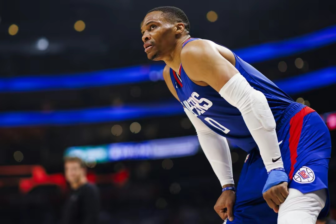 IM体育官网-快船客场击败独行侠，伦纳德砍下+破局的简单介绍