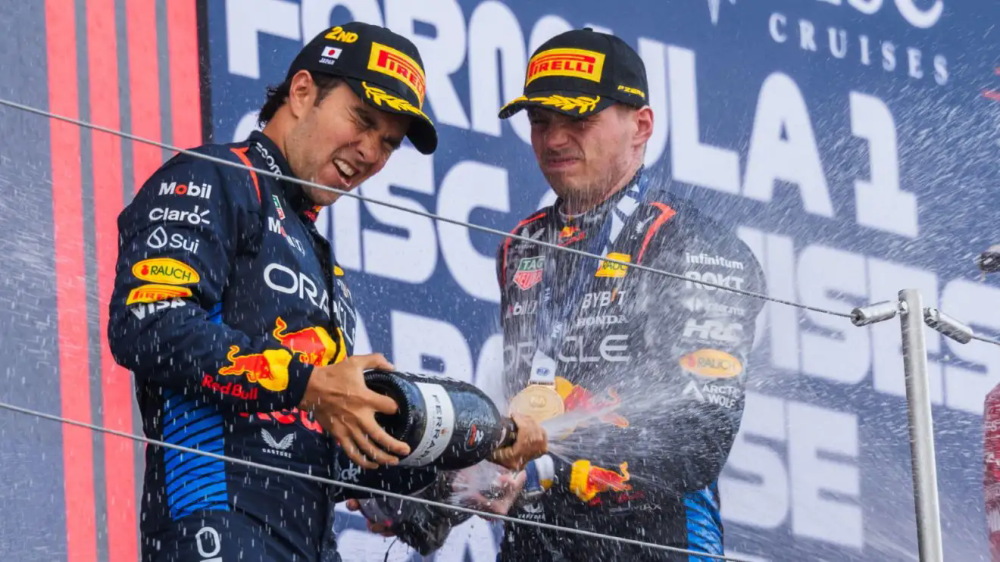 IM体育官方网站-关于梅赛德斯翻盘威廉姆斯，佩雷兹惊艳四座的信息