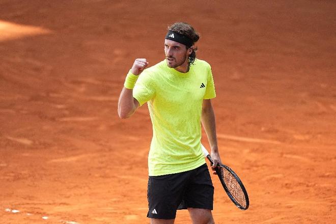 IM体育官网-法网完胜戴维斯杯，西西帕斯高光表现